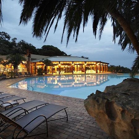 Отель Wild Coast Sun Порт-Эдвард Экстерьер фото